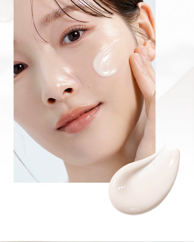 한율 빨간쌀 크림을 바른 모델