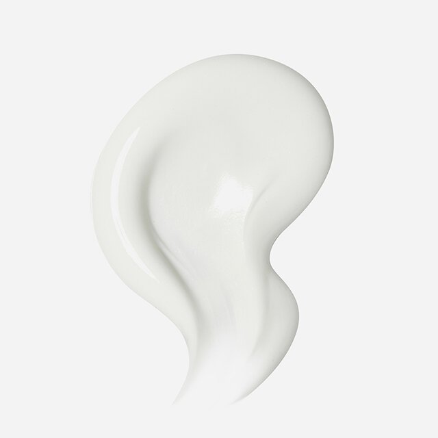 Timetreasure Extra Creamy Cleansing Foam’s refreshing scent provides a comforting feeling during your facial cleansing.