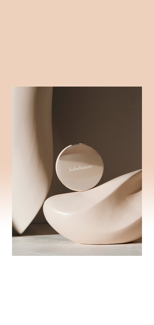 Sulwhasoo perfecting cushion 24-hour long-lasting hydration for a supple and dewy complexion, lightweight