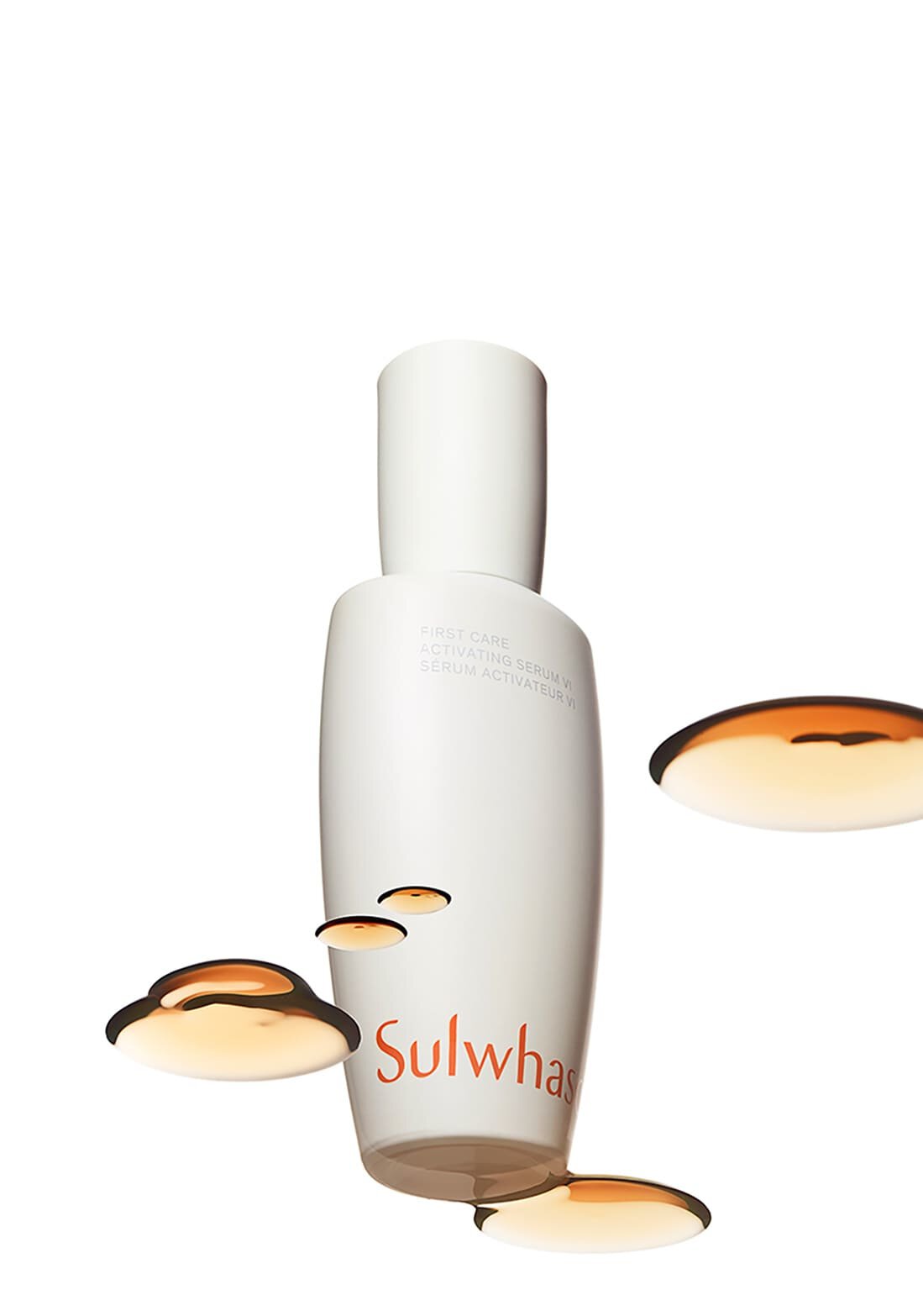 Sulwhasoo First Care Activating Serum is the first Sulwhasoo’s face serum. When used after cleansing your face, it helps bring regeneration  to your skin and better accept subsequently applied skincare items