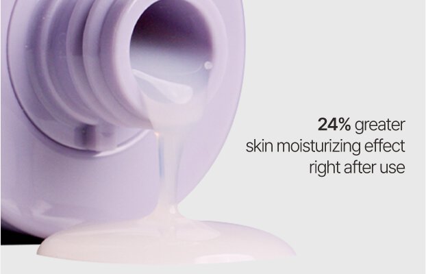 Perfect Renew 3X Skin Refiner realizes dewy skin