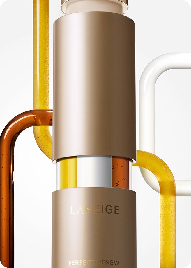 Serum designed with a twist-up type to keep the formula fresh and protected from light.